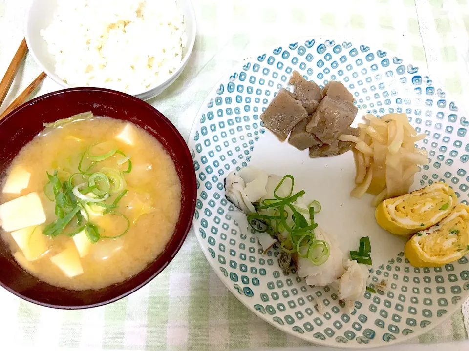 きのうちょっと奮発した食器😊頑張って品数作ったらもうこんな時間〜💦
あさからハッピー！ごちそうさま！|KKOさん