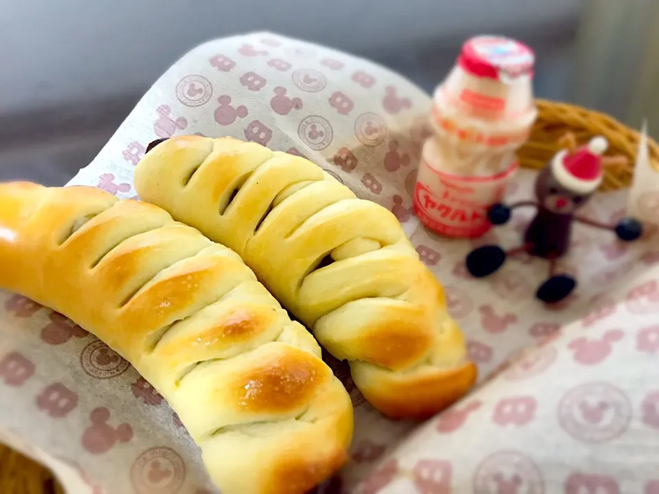 Snapdishの料理写真:チョコあみパン🥖🍫|ゆだともさん