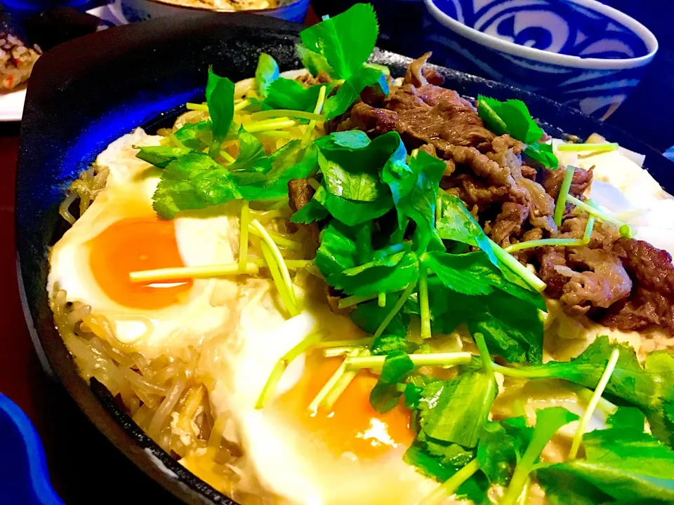 20171119🍲今日の夜ご飯！
すき焼き定食
 #すき焼き風煮|akiyo22さん