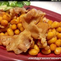 チョッパー＆ホヌさんの料理 🐽肉とお豆さんのおかず炒め〜〜😋😋