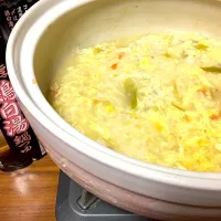 Snapdishの料理写真:鶏白湯鍋の〆は中華風雑炊|ゆきこさん