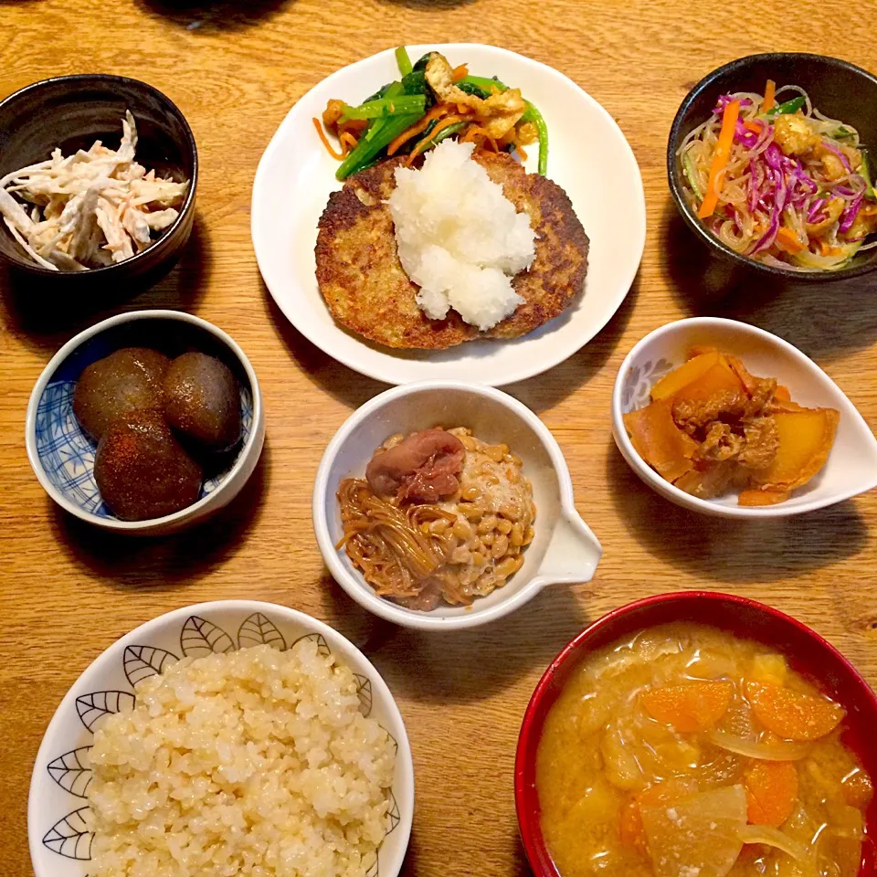 vegan グルテンフリー シュガーフリー
レンコンと豆腐のモチモチステーキ
春雨サラダ
じゃがいも煮
梅なめ茸納豆
玉こんにゃく
ごぼうサラダ|makiko_aさん