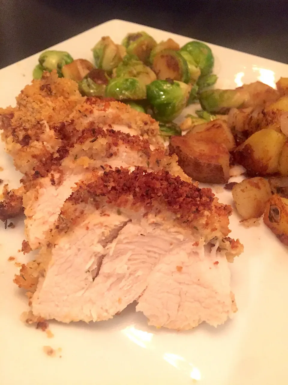 Crispy Mustard Roast Chicken and Brussel Sprouts|K Goodnessさん