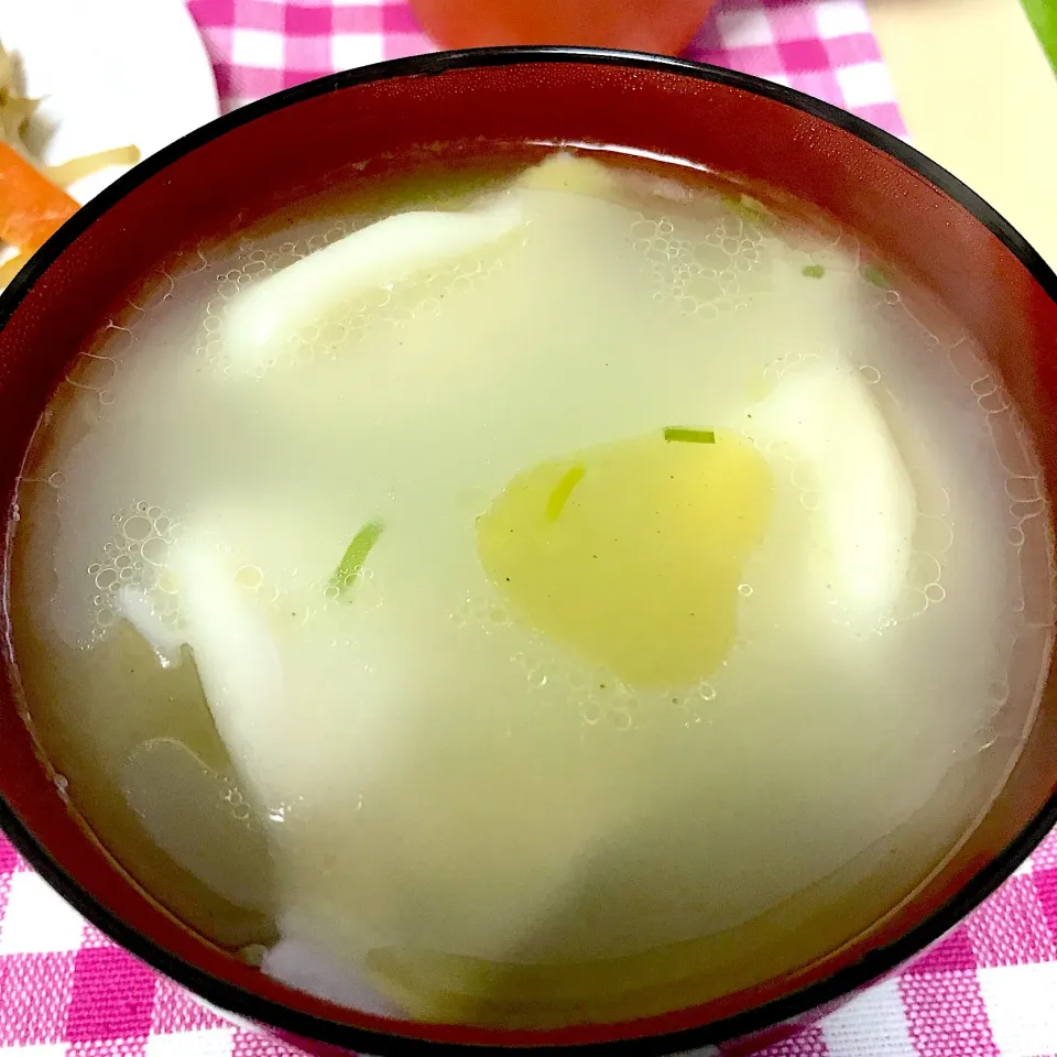 餃子入り中華スープ🥟|ペンクックさん