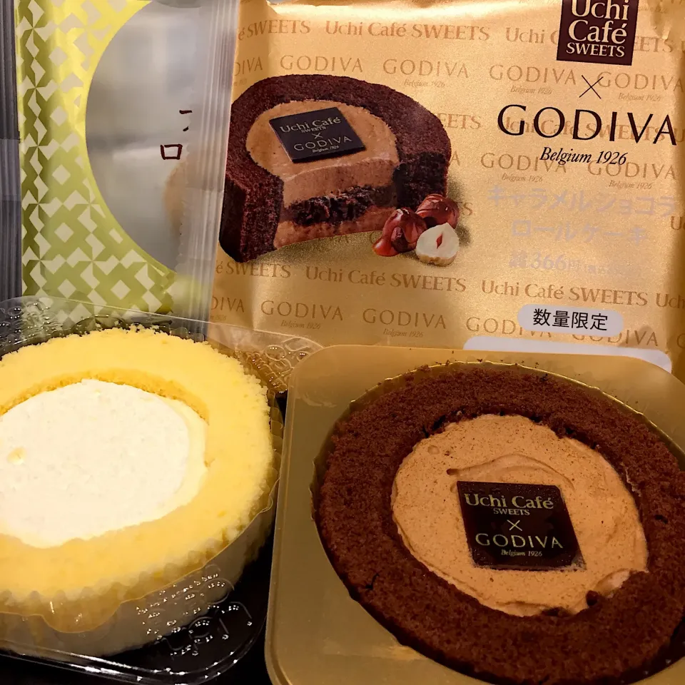 Snapdishの料理写真:ローチョン🥛🐄 数量限定✨GODIVAキャラメルショコラロールケーキ✨ と定番のプレミアムロールケーキ💕|ヨッチャンさん