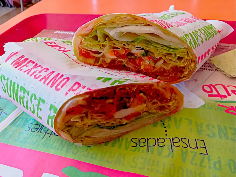 Mexican Wrap & Roll|Jhonny Yamashiroさん