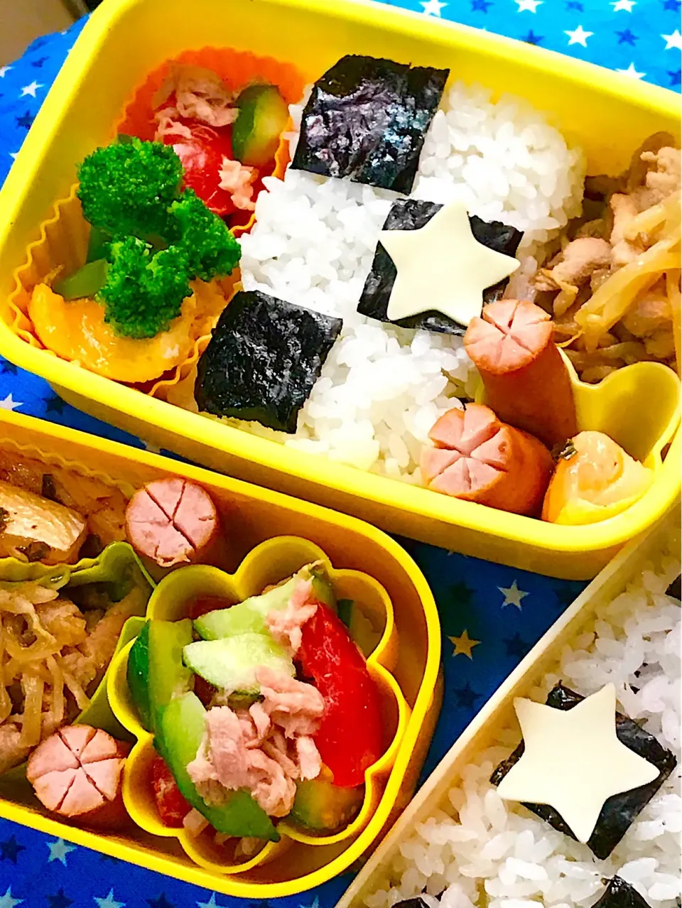 Snapdishの料理写真:長男 次男 幼稚園 お弁当🍙
 #年長 
 #年少|ひかりさん