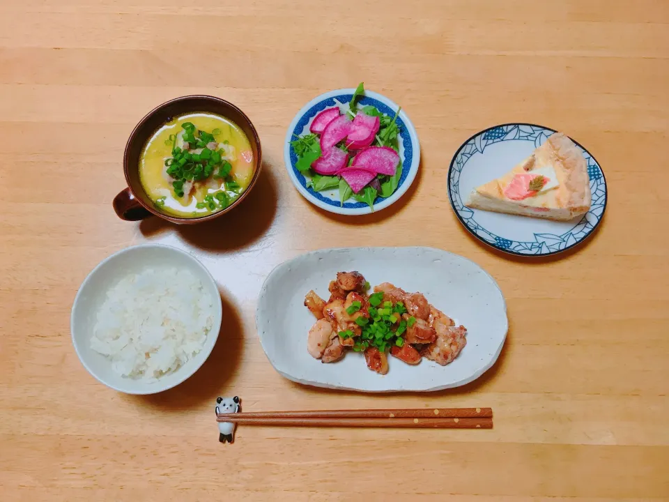 夕ごはん
鶏肉と大根のマスタード煮
かぼちゃのすいとん汁|ちゃみこさん