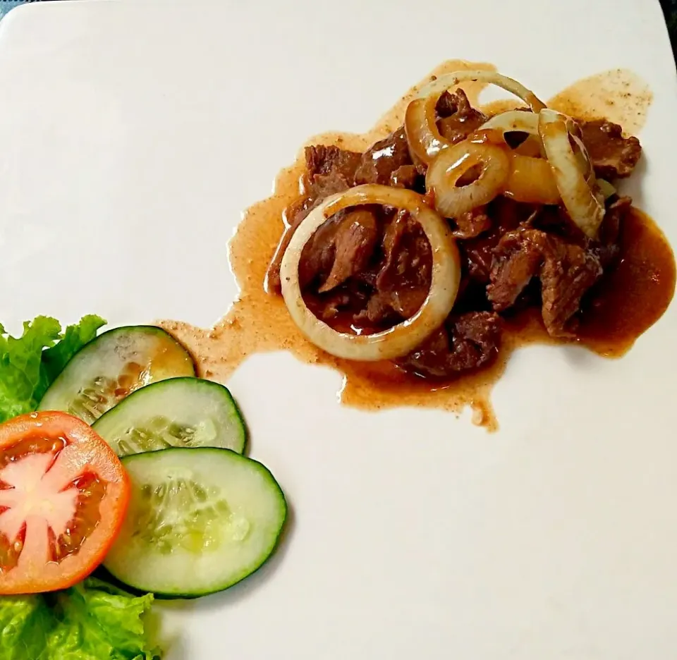 Beef with Onions|Mariano Ngさん