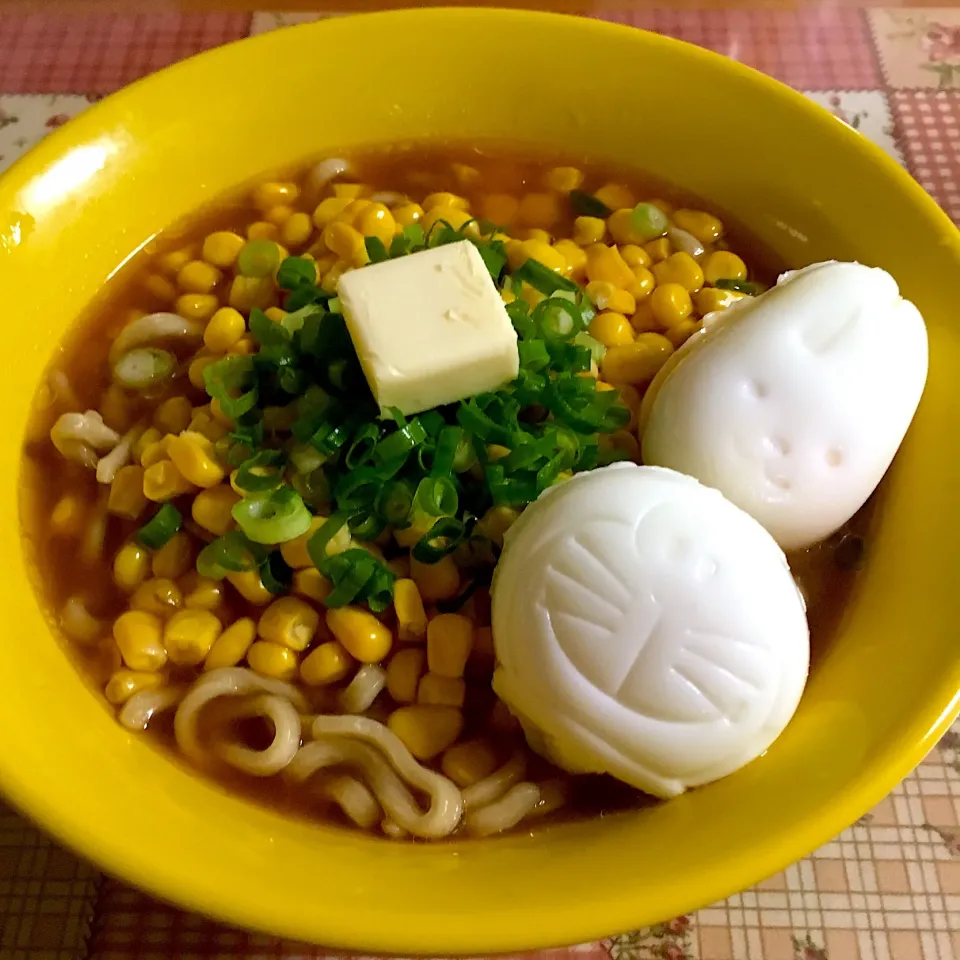 味噌バターコーンラーメン🍜うさ玉とドラ玉🐣|＊ゆみしぼり＊さん