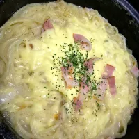 Snapdishの料理写真:ごま豆乳鍋つゆで〆チェン！カルボナーラ❤️|あーかさん