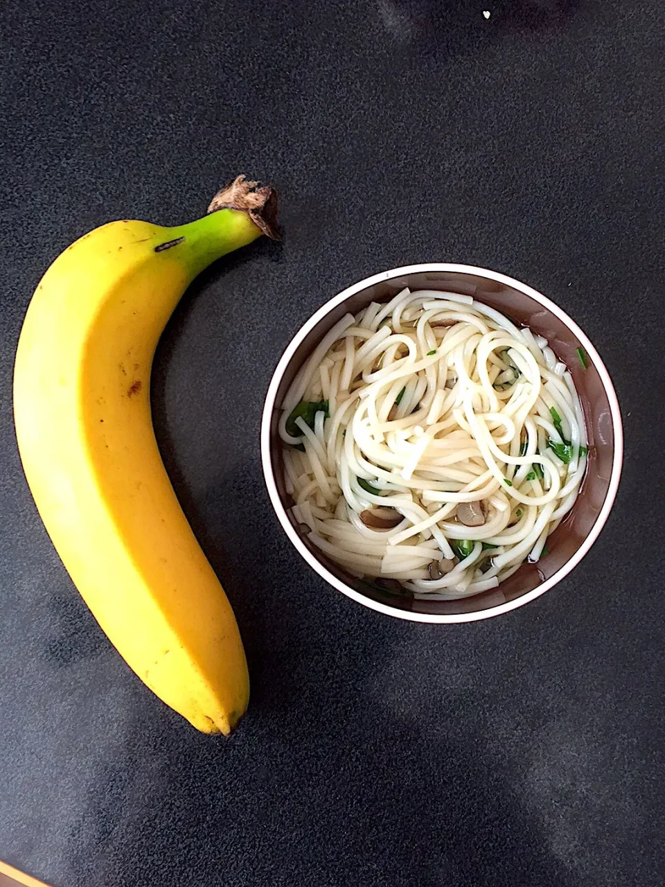 離乳食 昼
・お野菜にゅうめん
・バナナ|ぺろたんさん