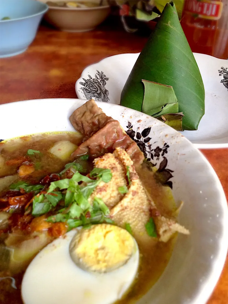 soto madura Cak Choirul, Juanda, Surabaya  #indonesia  #indonesianfood  #surabaya|Tyas Kasmariさん