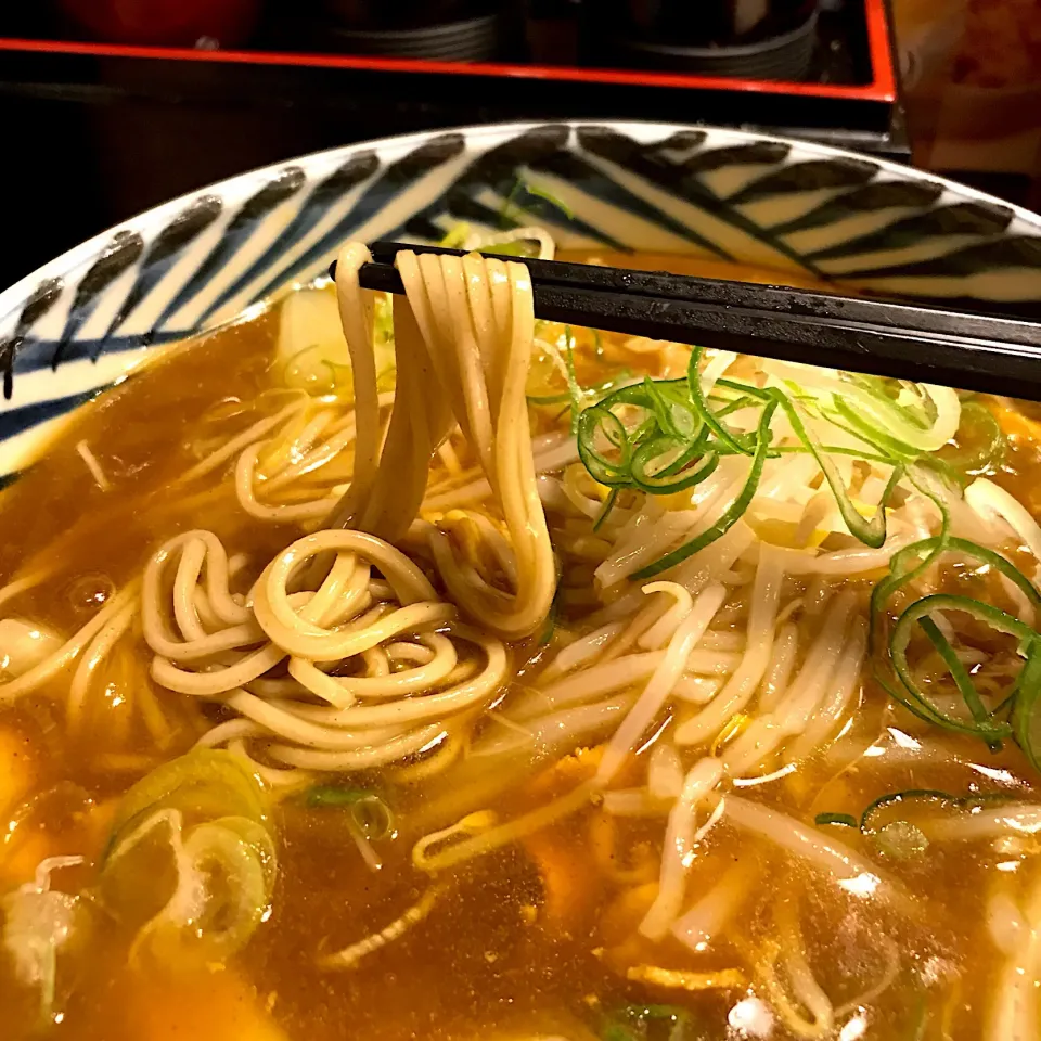 金曜日は、  #カレー曜日 。今週はカレー蕎麦で。|大石さん