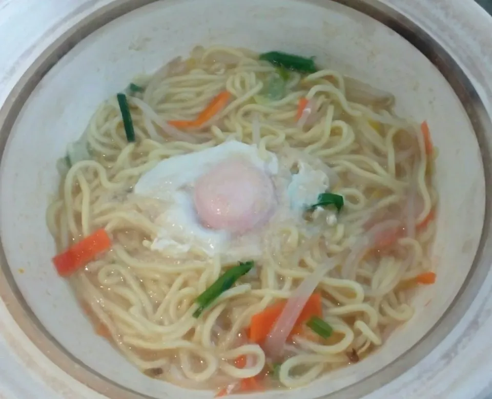 Snapdishの料理写真:鶏白湯鍋のいつもの〆ラーメン♪|ちさこさん