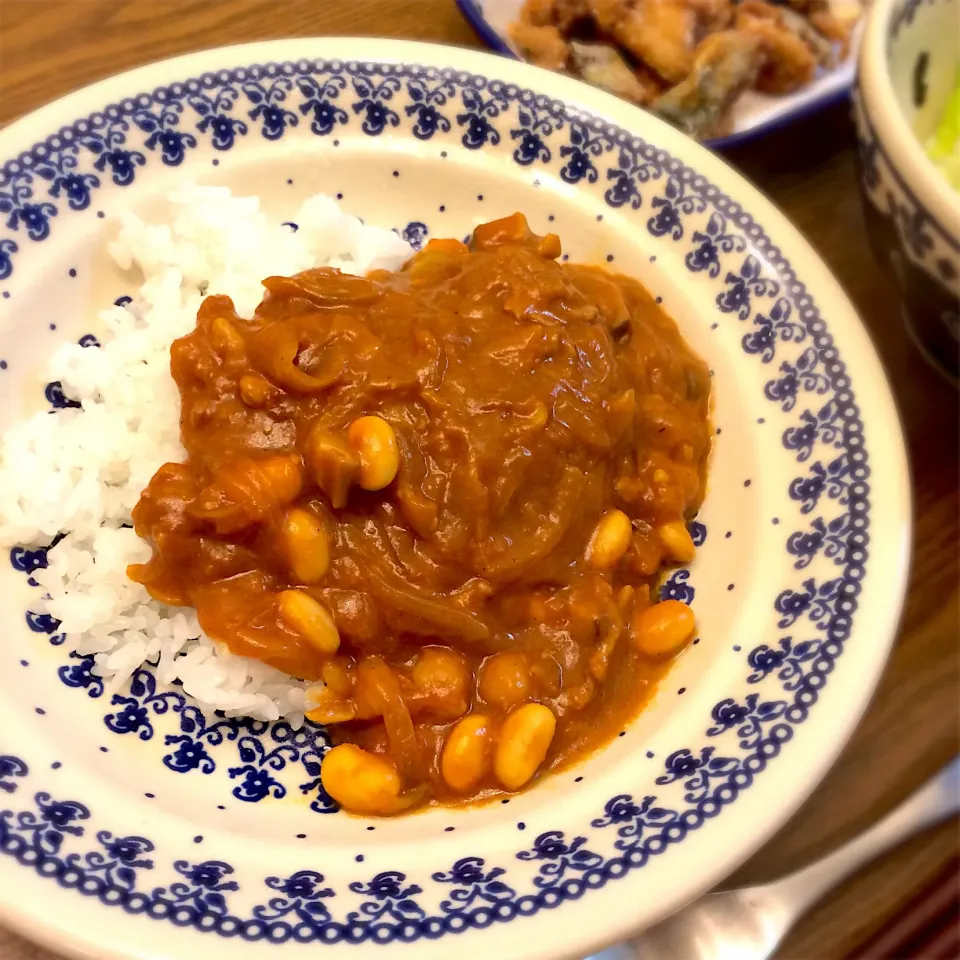 金曜日はカレー
豆カレー
#カレー|マミさん