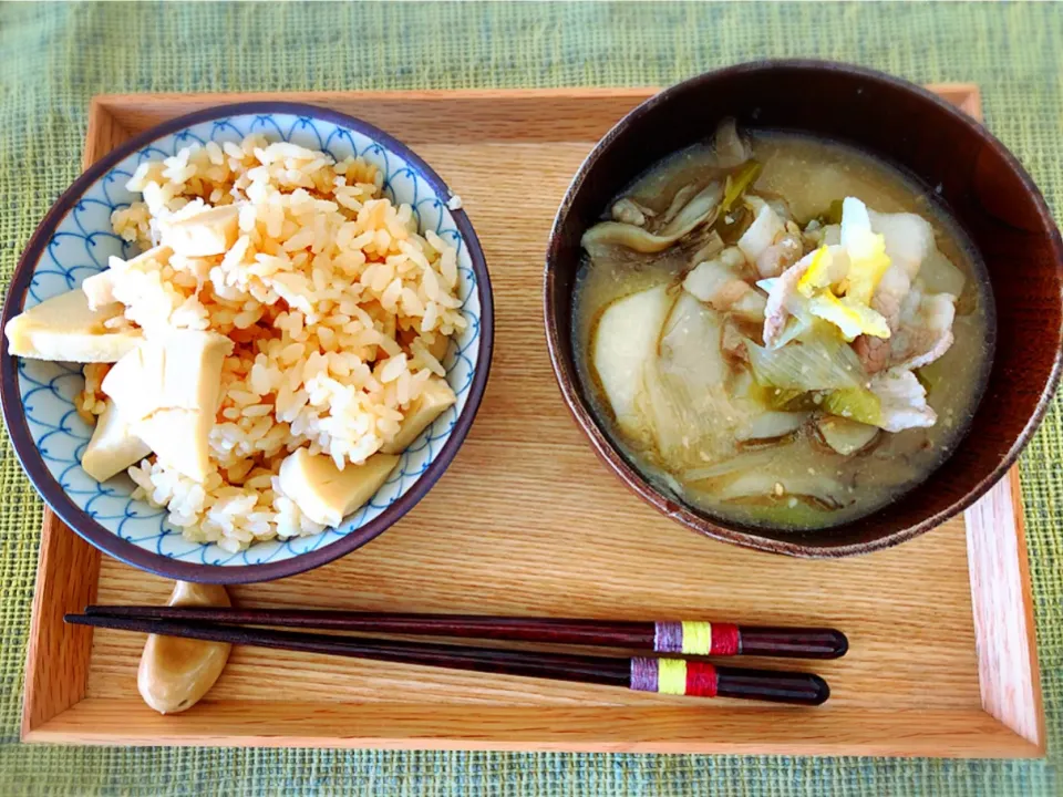 具沢山のお味噌汁で一汁一菜|はっしーさん