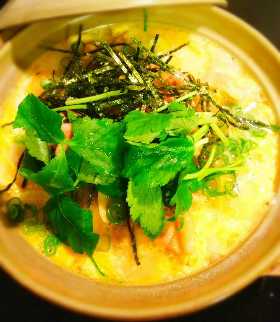 土鍋で親子丼🍲炊き込み風|ひろりんさん