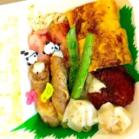 Snapdishの料理写真:#お弁当   (๑´ڡ`๑)今日は気分が⬇︎やけど何とかできた♡毎日作ってる人やっぱり凄いーー|Ⓜ︎🅰®︎ℹ︎さん