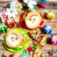 Snapdishの料理写真:サンタのイラストパン🎅🏻|okanさん