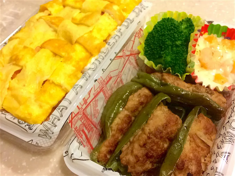 旦那弁当🍱
オムライス
ピーマンの肉詰め
グラタン(冷食)
ブロッコリー|すがかえさん