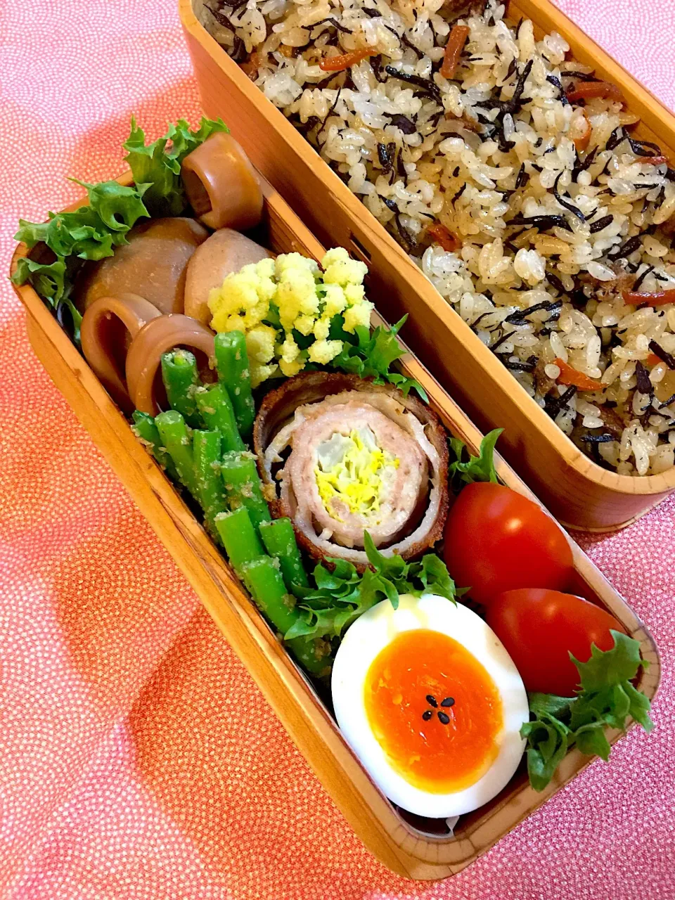 里芋とイカの煮物弁当🦑|udomegu☆さん