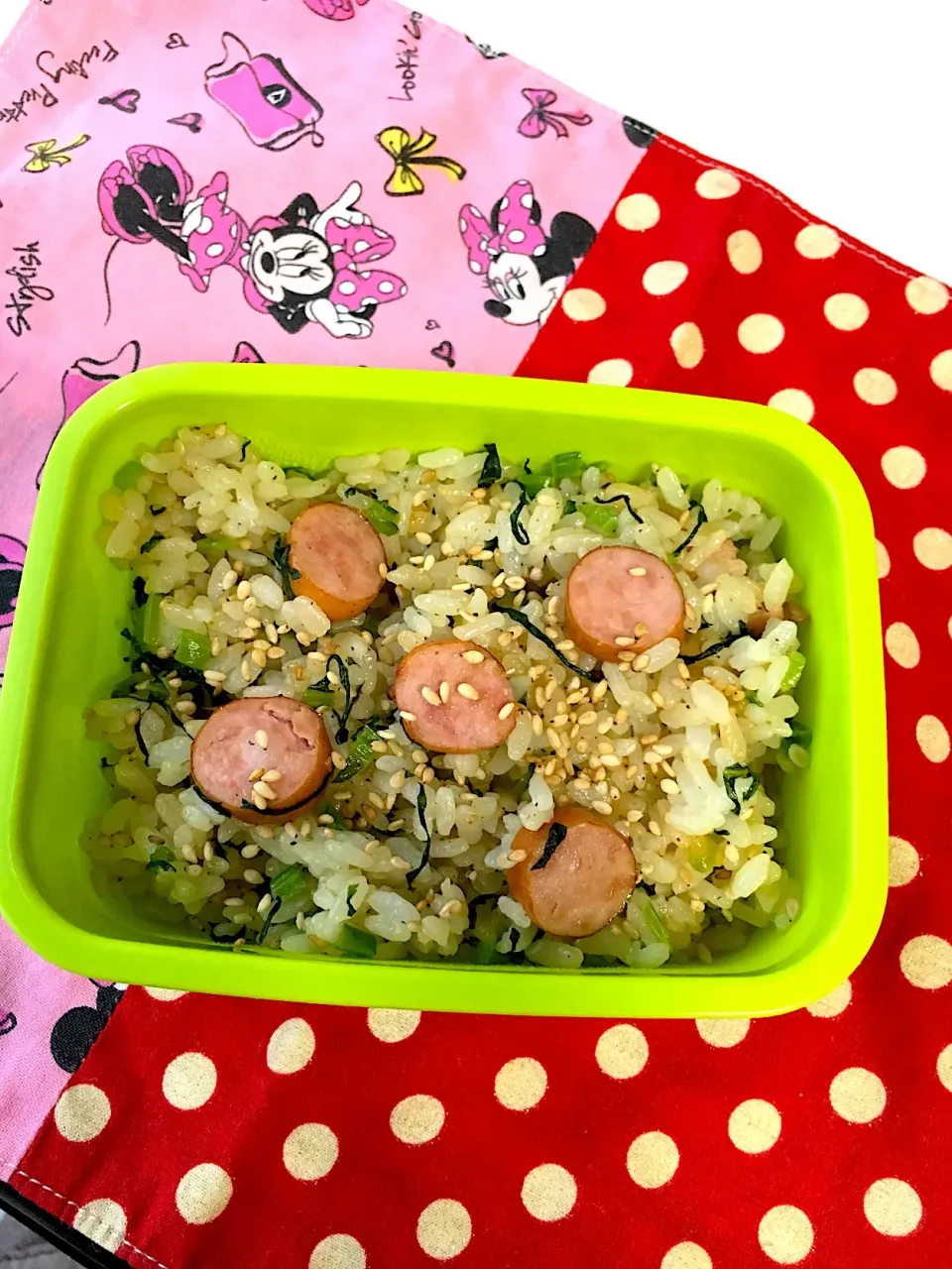 年少さん弁当80日目〜半チャーハン弁当希望の娘ちゃん  #年少さんお弁当|チョコらんさん