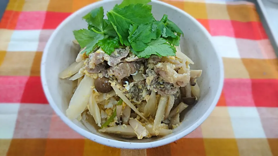 牛肉の柳川丼|よっしー(=^ェ^=)さん