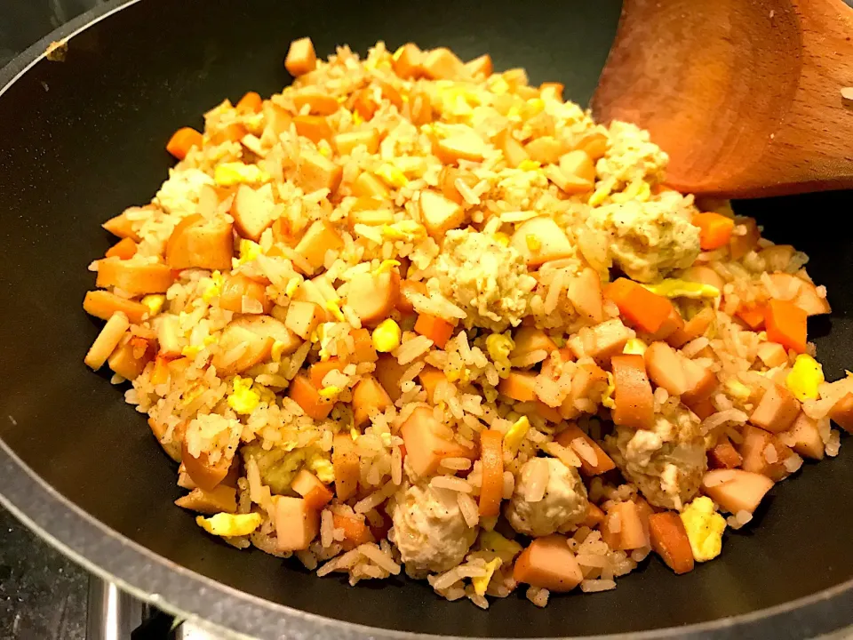 Fried rice with chicken sausages|Panaddaさん