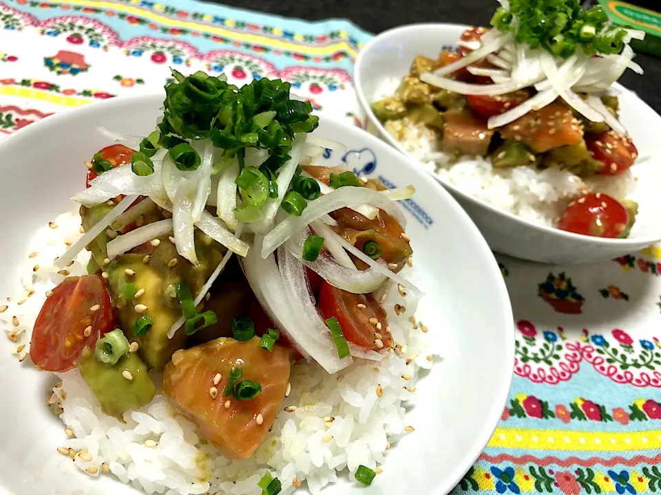 くららさんの料理 アボトマサーモン丼~🍅|がぁがさん