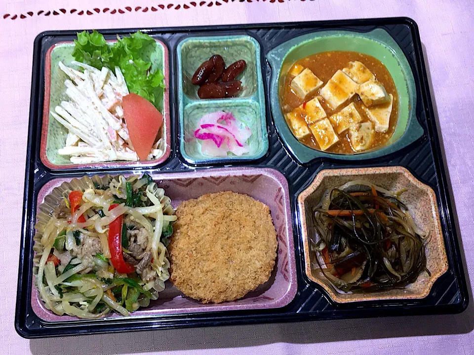 Snapdishの料理写真:野菜いっぱいプルコギ 日替わり弁当 豊川市豊橋市一部エリア宅配|Naokazu Kuritaさん