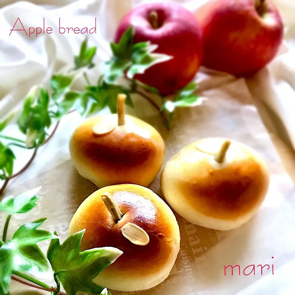 りんごパン🍎
#りんご#手作りパン#手作り#パン好き#ランチ#フィーリングは#りんご甘煮#カスタードクリーム|まーり（@mariyuiren）さん