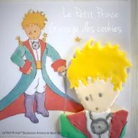星の王子様クッキー

 #アイシングクッキー  #初心者🔰 #星の王子様クッキー#プレゼント