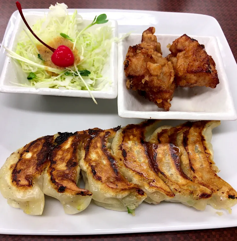 餃子🥟唐揚げ🍗
肉セットの|るみおんさん