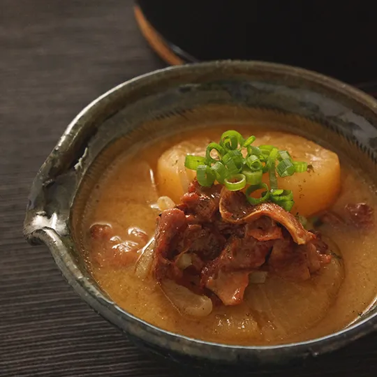 圧力鍋で作った、牛すじと大根の白味噌煮込み|Wonder chefさん