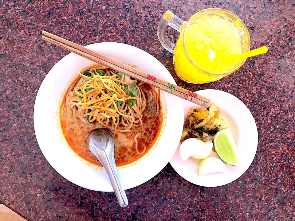 Local noodle in Thai Northern style @ Fang district, Chiangmai.|Chalinee Kalyanamitraさん