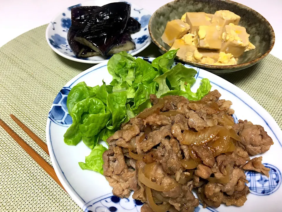 Snapdishの料理写真:生姜焼き、茄子焼き、高野豆腐卵とじ|ずずさん