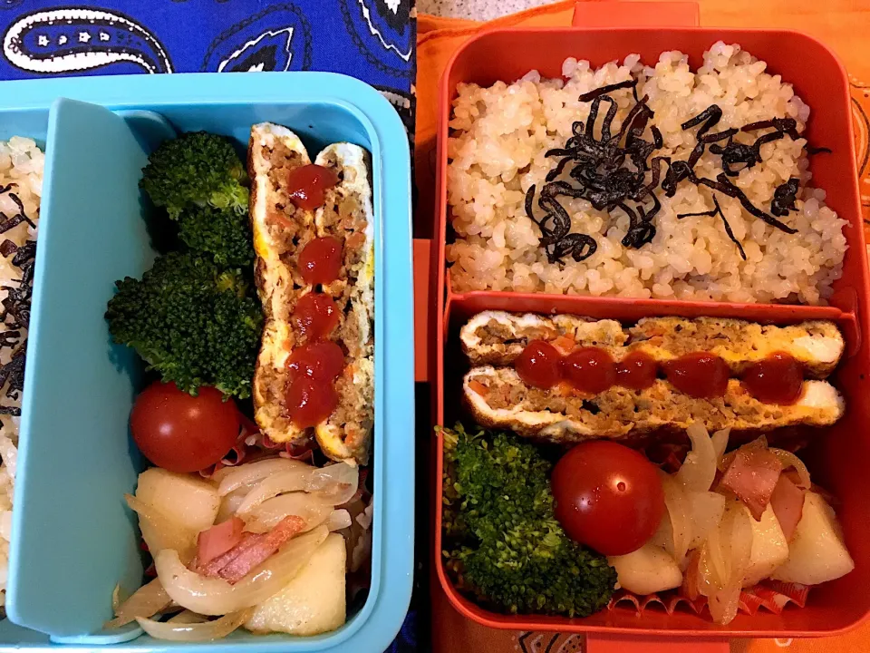 Snapdishの料理写真:♫12/1今日のお弁当♫〜そぼろ入りオムレツ、ジャーマンポテト、ブロッコリー、トマト〜|Satokoさん