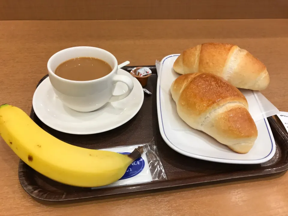 Snapdishの料理写真:塩バターパンセット|手品先輩さん