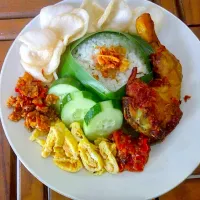 Snapdishの料理写真:Nasi Uduk|herisonさん