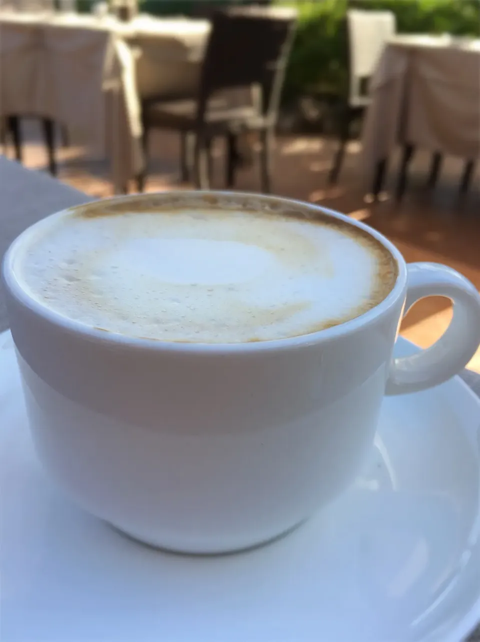 イタリアの朝。カプチーノは朝だけですよー＾＾|コーラルさん