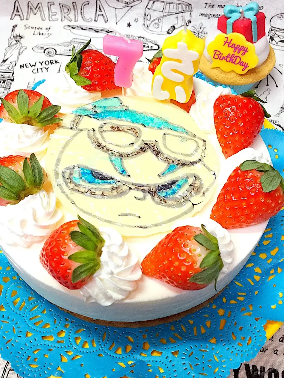 Snapdishの料理写真:手作り♡カルピスムースのケーキ。 #今日は息子の誕生日#7歳#スプラトゥーン#ボーイ|mari♡（もも(*´∀｀*)♪）さん