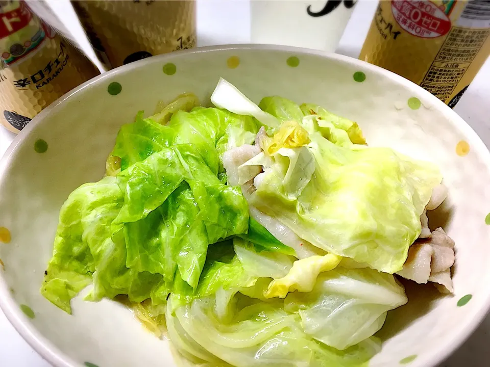 キャベツの旨煮

 #焼酎ハイボール  #酩酊親父  #男の手料理|酩酊親父さん