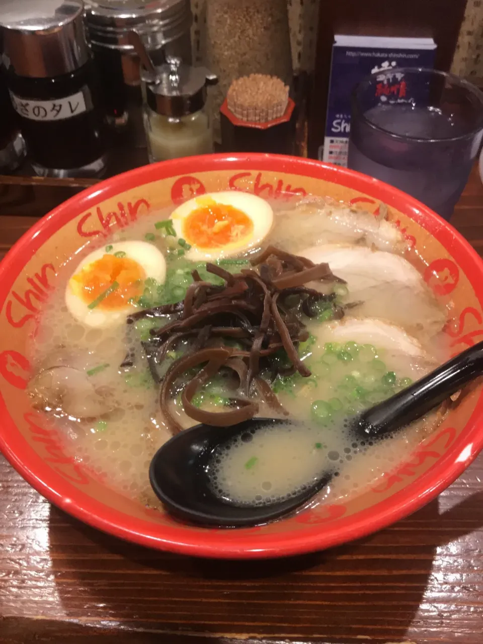 博多 シンシン shinshin
全部乗せラーメン|ぴょんこさん