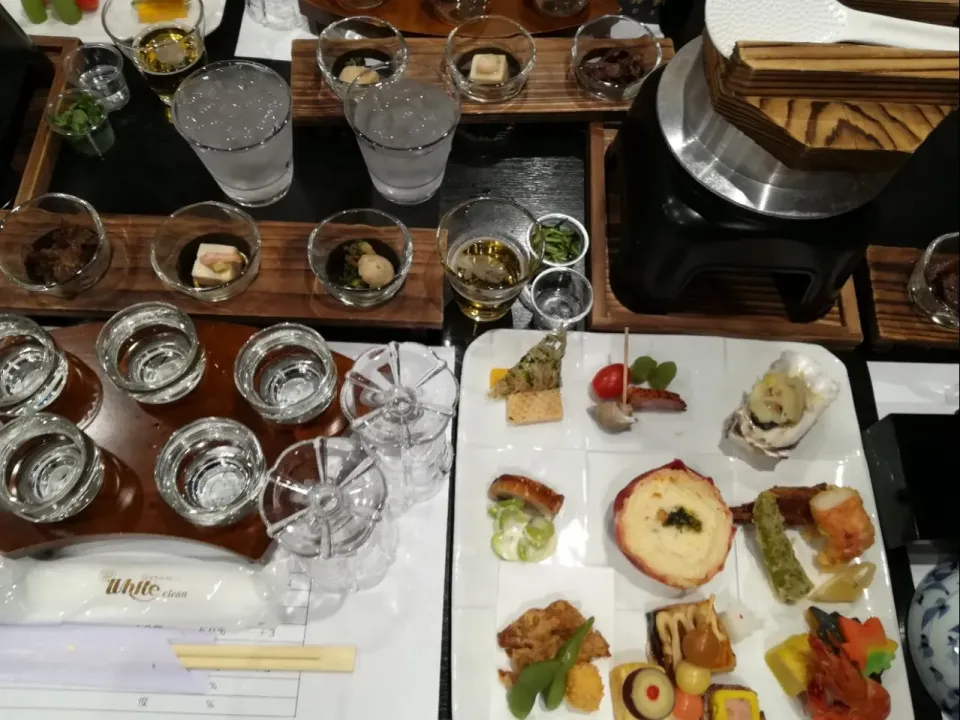 Snapdishの料理写真:日本酒の利き酒のお食事|アクちゃんさん