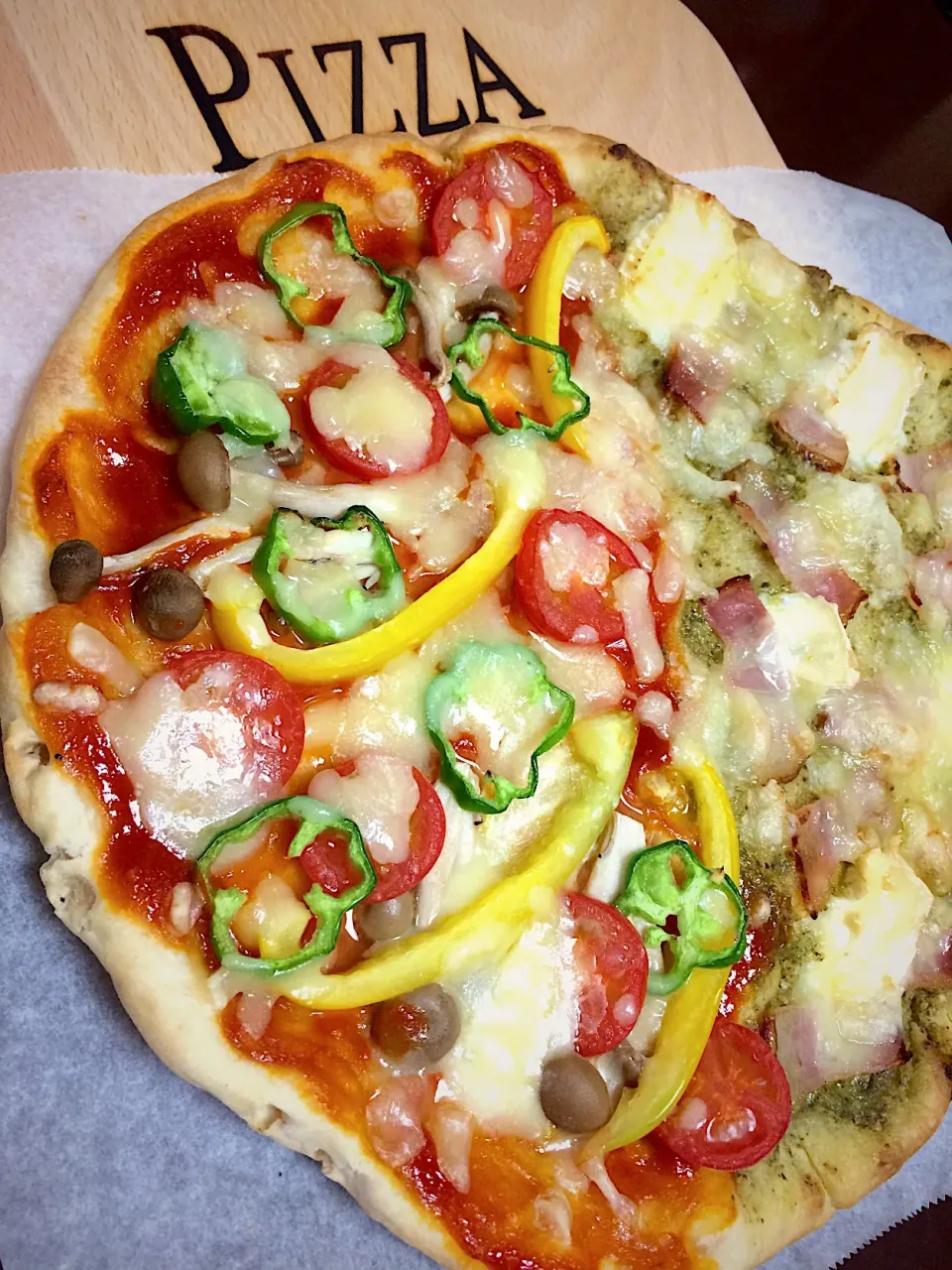 half-and-half pizza🍕|Aya☺︎さん