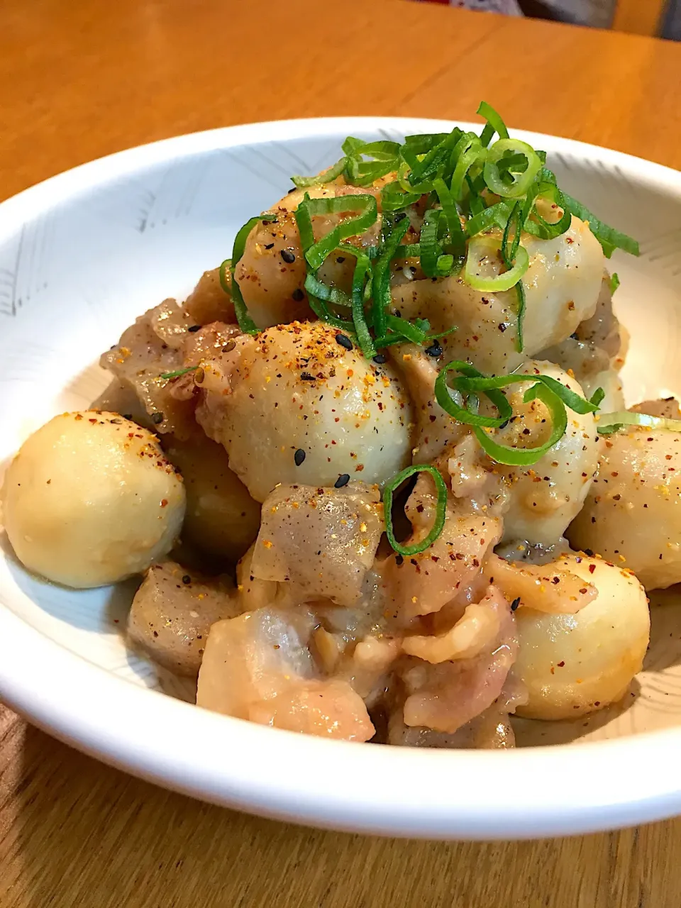 里芋と豚肉のこっくり味噌煮|まつださんさん