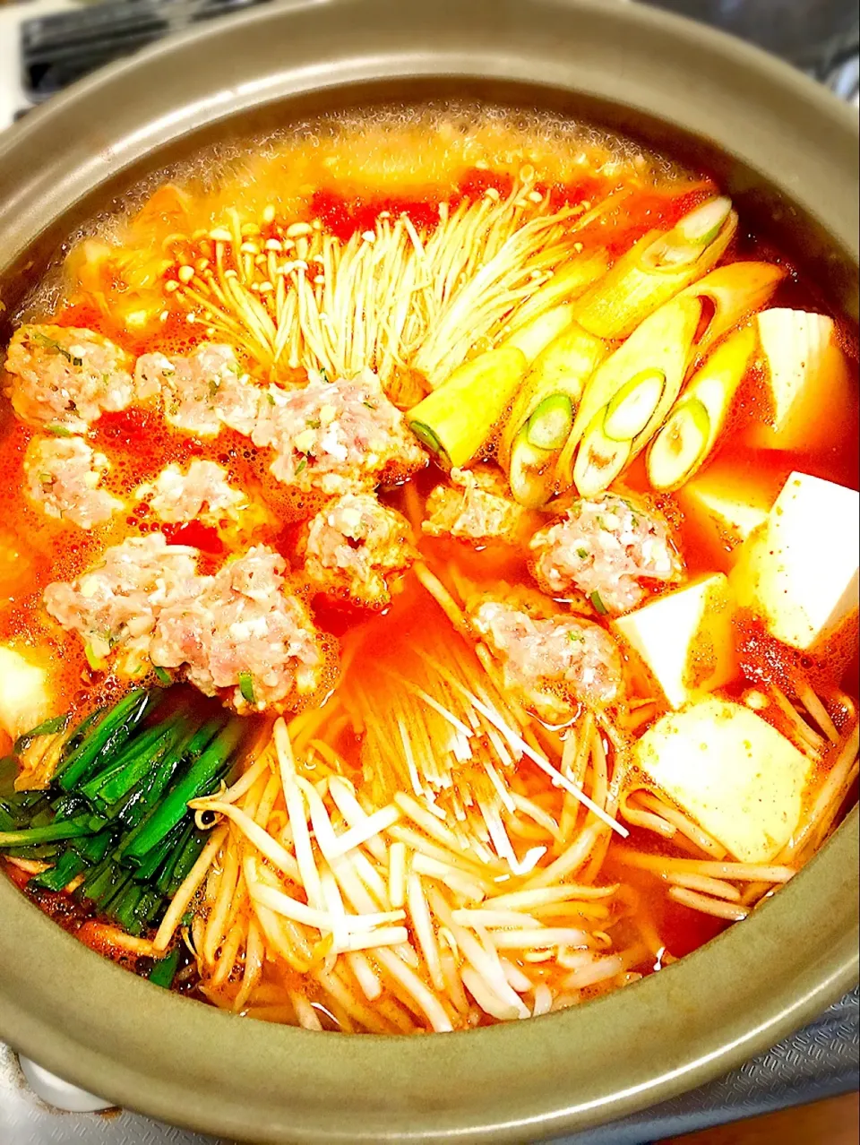 鶏団子入りキムチ鍋🥘|相良幸子さん