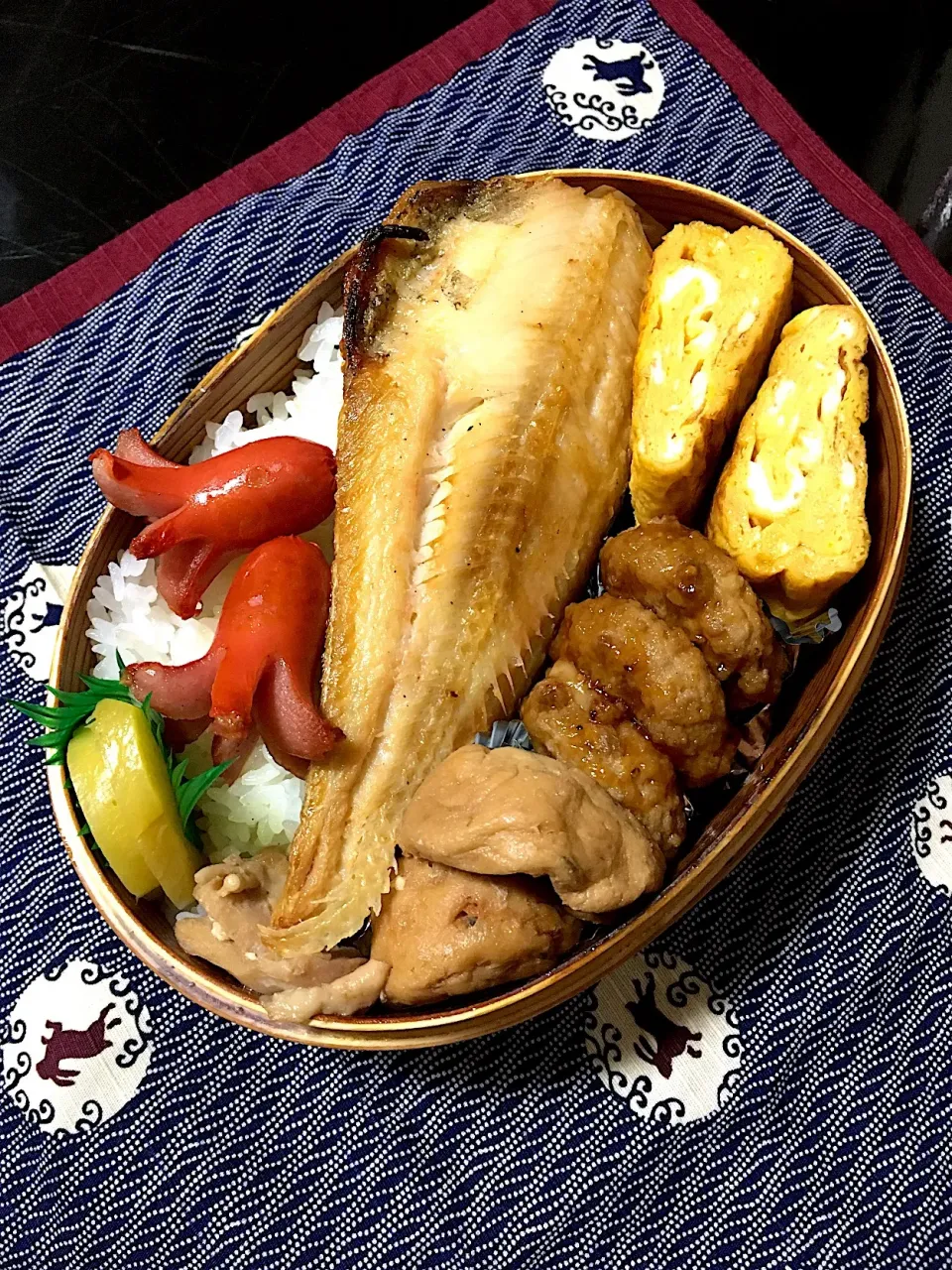 Snapdishの料理写真:ホッケ弁当


まだ火曜日なのに疲れた💧










大泉永福|にゃおさん