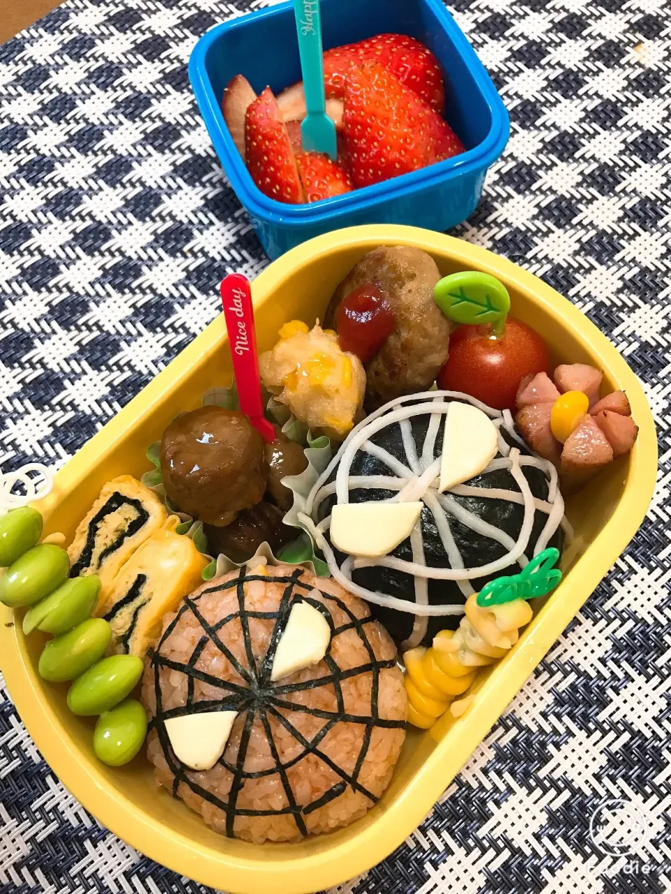 Snapdishの料理写真:スパイダーマン弁当|ゆうひなままさん